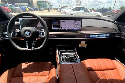 2025 BMW 740 i