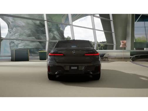 2025 BMW 740 i