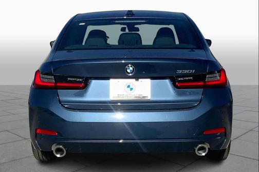Arctic Race Blue Metallic 2026 BMW 330 i NA