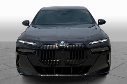 2023 BMW 760 760i xDrive