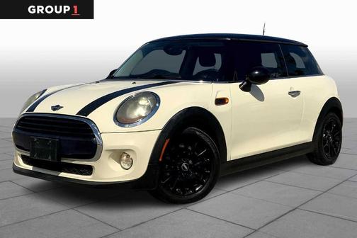 2017 MINI Hardtop Cooper