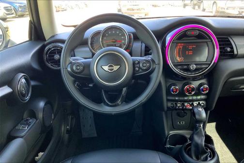 2017 MINI Hardtop Cooper