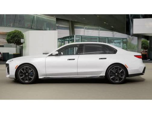 2026 BMW 740 i xDrive