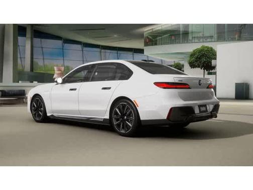 2026 BMW 750e xDrive