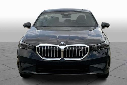 2025 BMW i5 eDrive40
