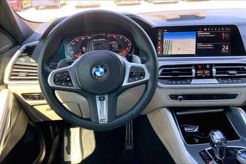 2023 BMW X6 M50i