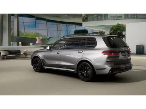 Gray Metallic 2026 BMW X7 xDrive40i