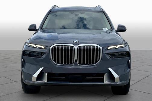 Sparkling 2026 BMW X7 xDrive40i