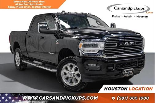 Diamond Black Crystal Pearlcoat 2023 RAM 3500 Laramie Crew Cab 4x4 6'4' Box