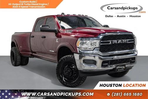 2022 RAM 3500 Tradesman Crew Cab 4x4 8' Box
