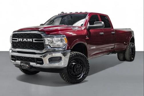 2022 RAM 3500 Tradesman Crew Cab 4x4 8' Box