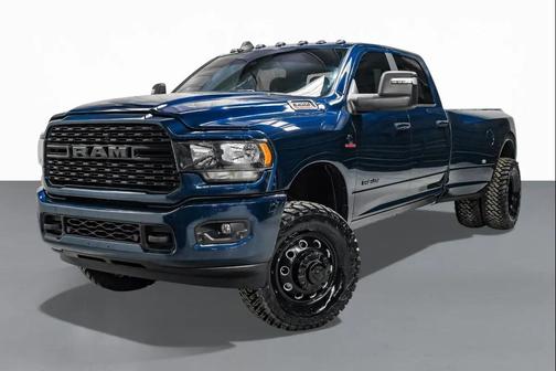 2024 RAM 3500 Big Horn Crew Cab 4x4 8' Box