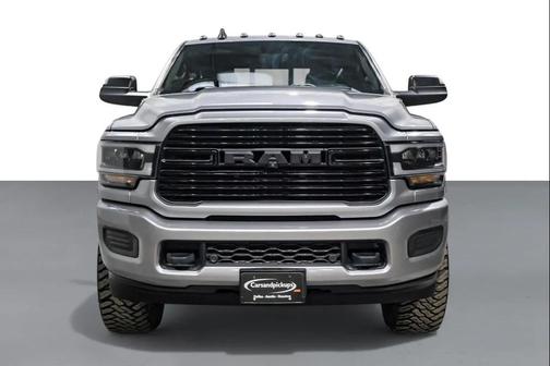 2022 RAM 3500 Laramie Crew Cab 4x4 8' Box