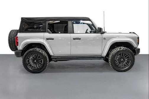 CACTUS GRAY 2023 Ford Bronco Black Diamond