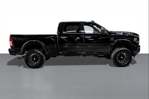 2024 RAM 2500 Tradesman Crew Cab 4x4 6'4' Box
