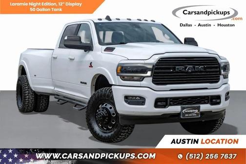 Bright White Clearcoat 2021 RAM 3500 Laramie Crew Cab 4x4 8' Box