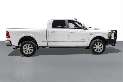 2022 RAM 2500 Limited Crew Cab 4x4 6'4' Box