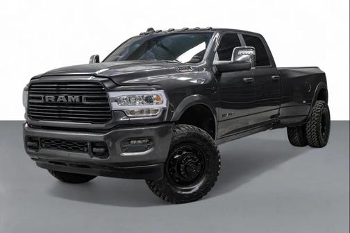 2023 RAM 3500 Laramie Crew Cab 4x4 8' Box