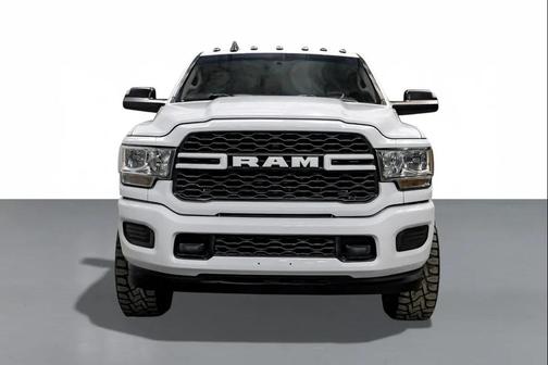 2019 RAM 2500 Tradesman Crew Cab 4x4 6'4' Box
