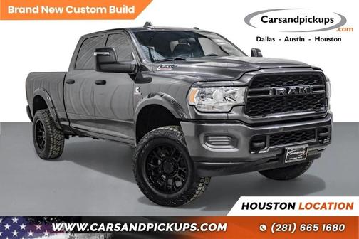 2024 RAM 2500 Tradesman Crew Cab 4x4 6'4' Box