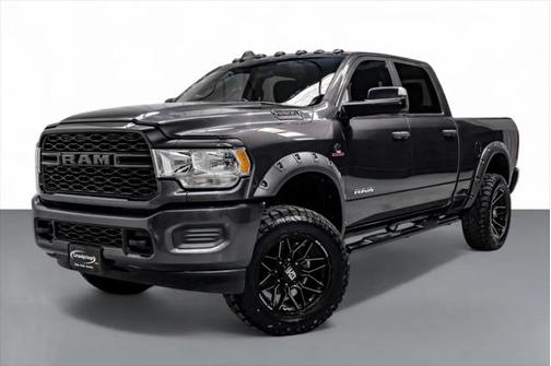 2020 RAM 2500 Tradesman Crew Cab 4X4 6'4' Box