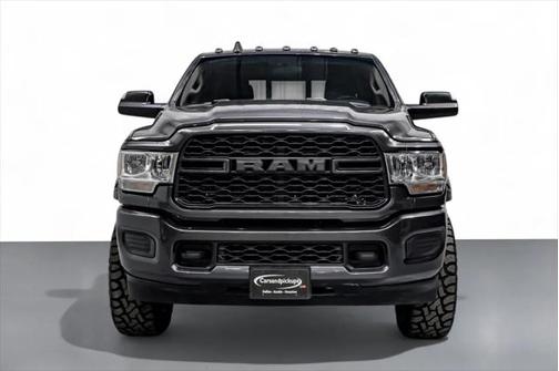 2020 RAM 2500 Tradesman Crew Cab 4X4 6'4' Box