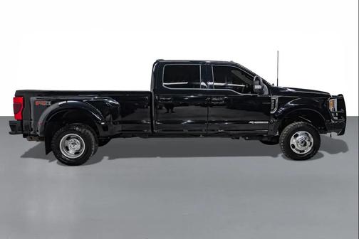 2022 Ford F-350 Lariat