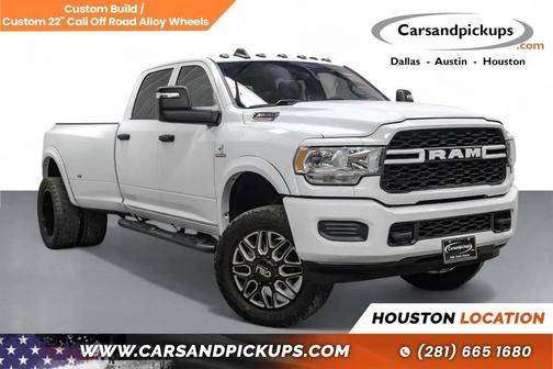 2024 RAM 3500 Tradesman Crew Cab 4x4 8' Box