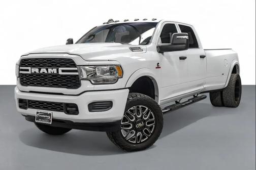 2024 RAM 3500 Tradesman Crew Cab 4x4 8' Box