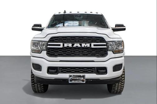 2022 RAM 3500 Tradesman Crew Cab 4x4 8' Box
