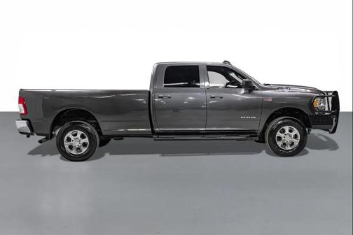 2022 RAM 2500 Tradesman Crew Cab 4x4 8' Box