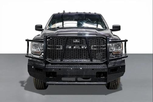 2022 RAM 2500 Tradesman Crew Cab 4x4 8' Box