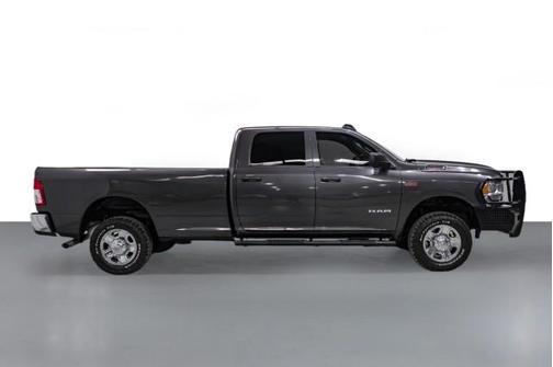 2022 RAM 2500 Tradesman Crew Cab 4x4 8' Box