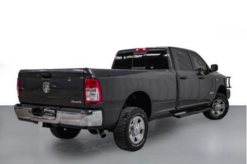 2022 RAM 2500 Tradesman Crew Cab 4x4 8' Box