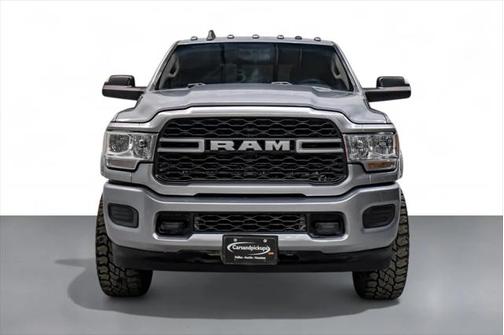2020 RAM 2500 Tradesman Crew Cab 4X4 6'4' Box