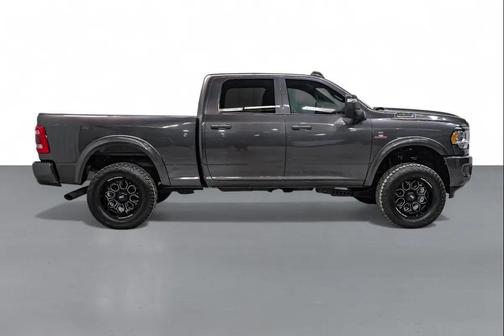 2024 RAM 2500 Tradesman Crew Cab 4x4 6'4' Box