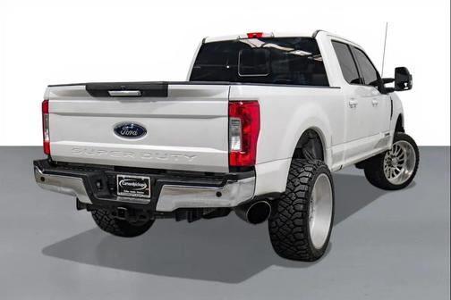 WHITE PLATINUM MET TRI-COAT 2019 Ford F-250 Lariat