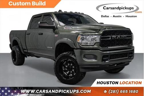 2021 RAM 2500 Tradesman Crew Cab 4x4 6'4' Box