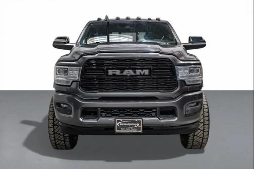 2020 RAM 2500 Limited Crew Cab 4X4 6'4' Box