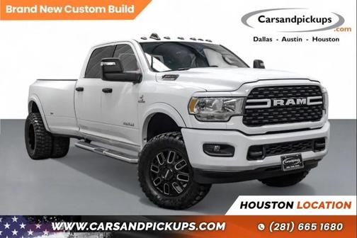 2023 RAM 3500 Big Horn Crew Cab 4x4 8' Box