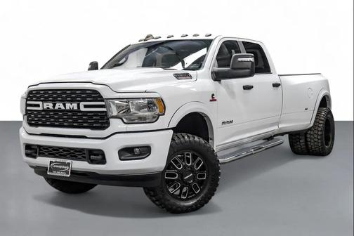 2023 RAM 3500 Big Horn Crew Cab 4x4 8' Box