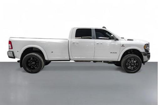 2022 RAM 3500 Big Horn Crew Cab 4x4 8' Box