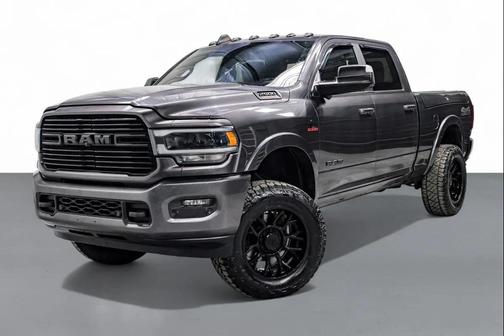 2019 RAM 2500 Laramie Crew Cab 4x4 6'4' Box