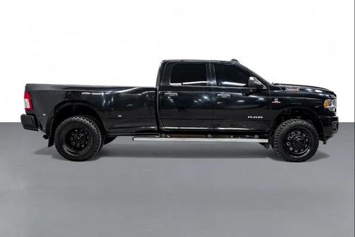 2019 RAM 3500 Tradesman Crew Cab 4x4 8' Box