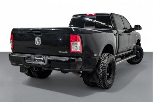 2019 RAM 3500 Tradesman Crew Cab 4x4 8' Box