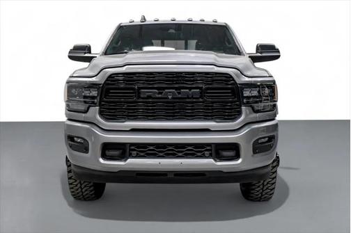 2022 RAM 3500 Limited Crew Cab 4x4 8' Box