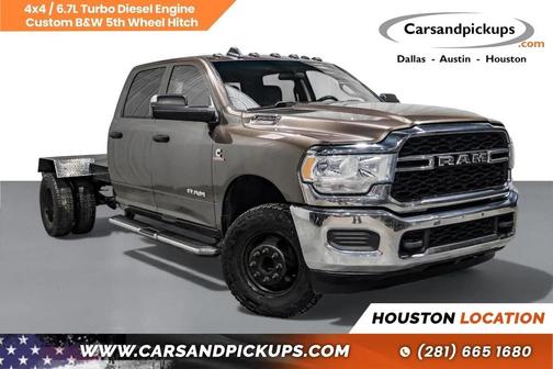 2020 RAM 3500 Tradesman Crew Cab 4x4 8' Box