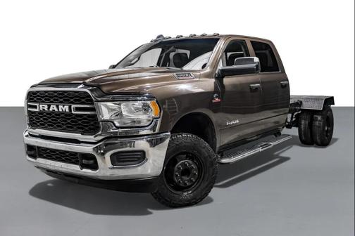 2020 RAM 3500 Tradesman Crew Cab 4x4 8' Box