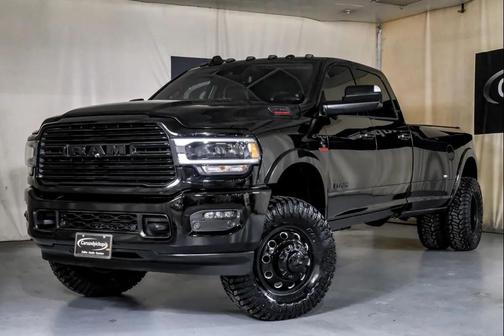 2021 RAM 3500 Laramie Crew Cab 4x4 8' Box