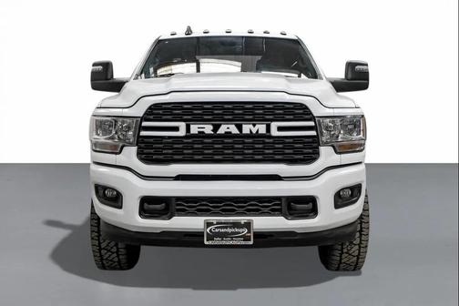 Bright White Clearcoat 2024 RAM 3500 Big Horn Crew Cab 4x4 8' Box